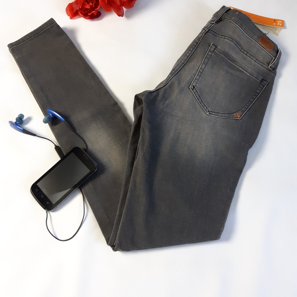 NWT New Dittos Mid Rise Denim Leggings Jeans